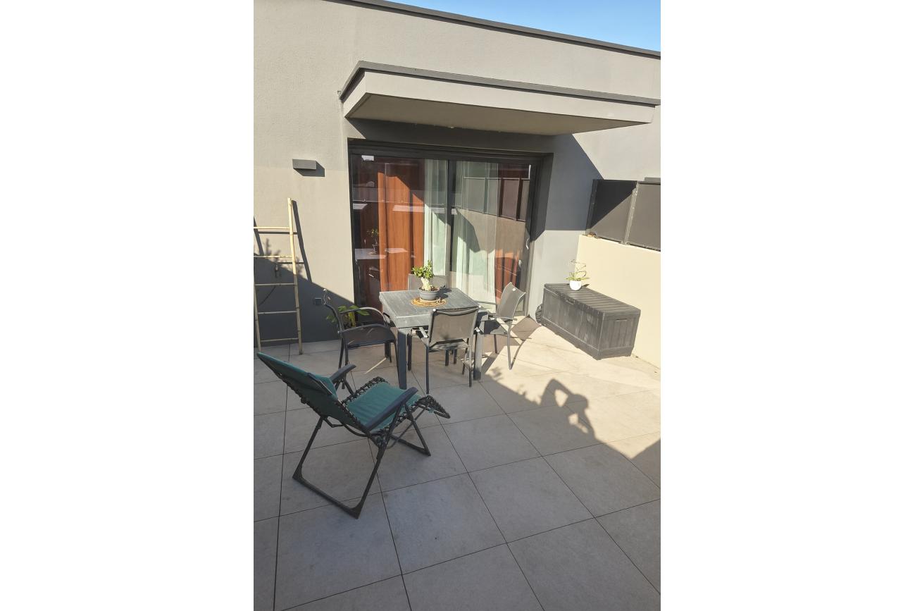 PHOTO_TERRASSE_CASTELNAU_ATTIQUE_v.jpg